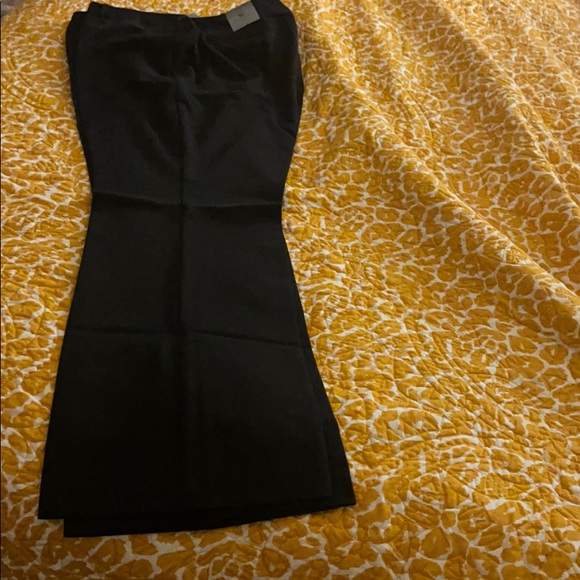 Worthington Curvey Fit - Picture 3 of 3